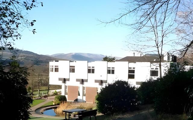 The Manor Hotel
