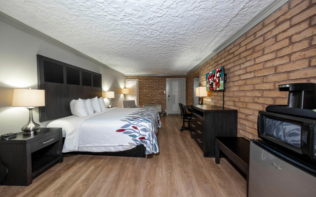 Red Roof Inn Monroe