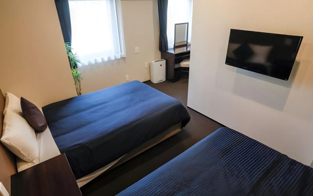 HOTEL LiVEMAX Higashi Ginza