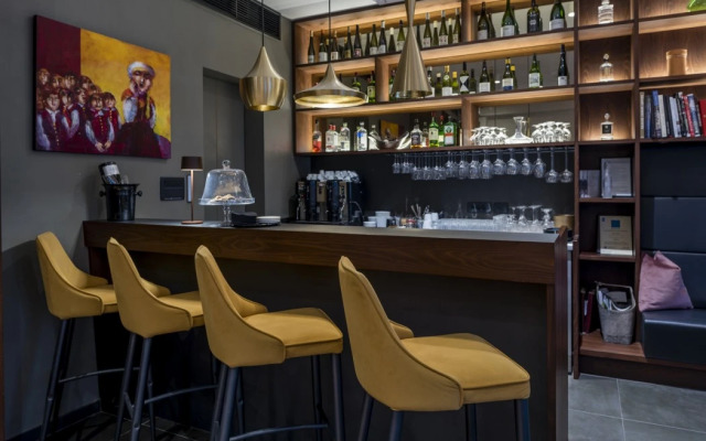 Hotel Mrak 4*