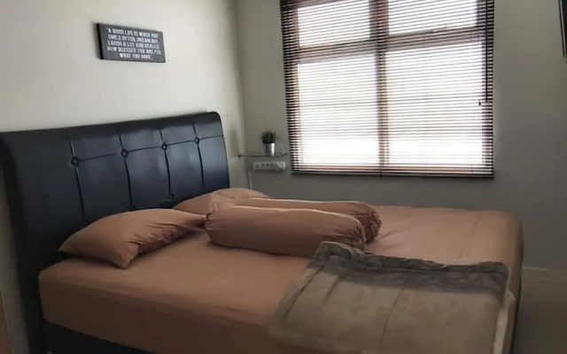 Salute de Madison Park Apartments