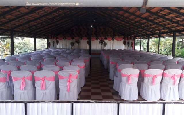 La Flora Beverly Hill Resort