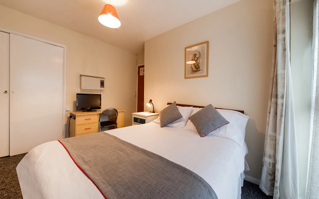 OYO Honeycroft Lodge