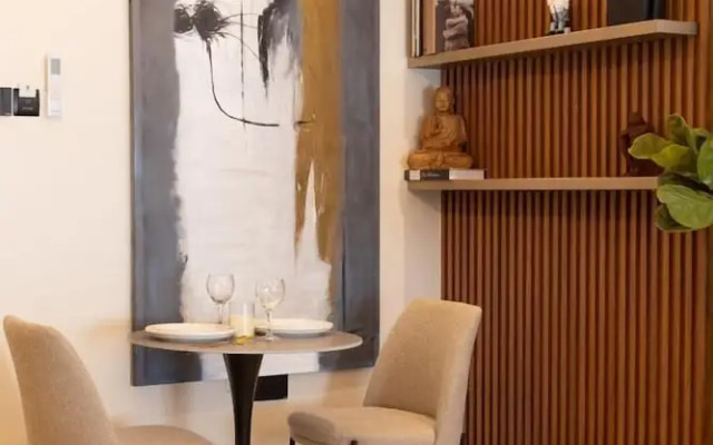 Belfast studio-Blue Waters Property.