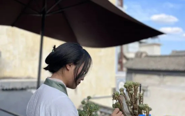 Sun City Youthhostel – People – Nanzhao