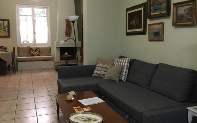 Elly's house in Athens