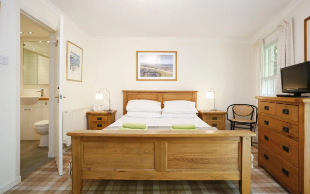 Central New Town Apartment