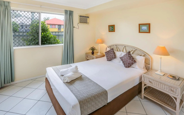 Koala Court Holiday Apartments