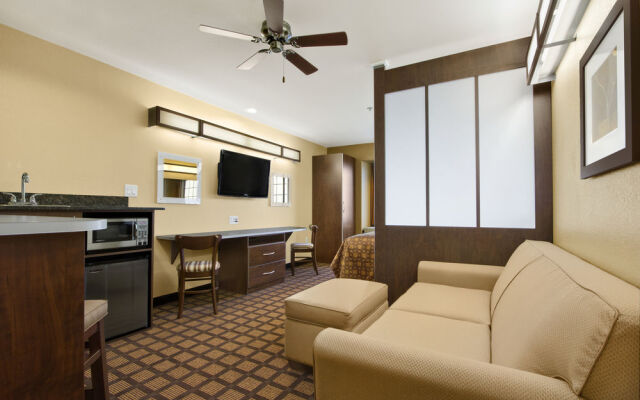 Microtel Inn & Suites by Wyndham Buda At Cabelas