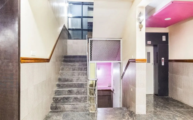 Hotel Hoysala Deluxe Lodging by OYO Rooms