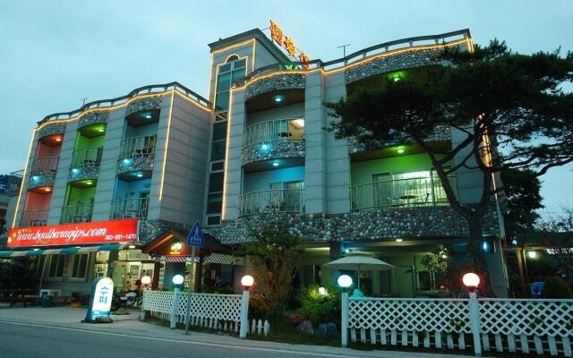 Buan Byeol Baragi Pension