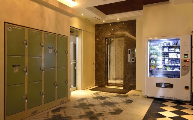 Okinawa Kariyushi LCH Izumizaki Kenchomae