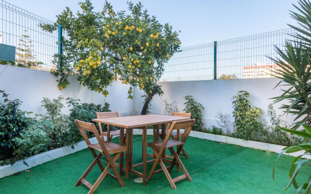 3 Bedroom Apt. with Grand Terrace