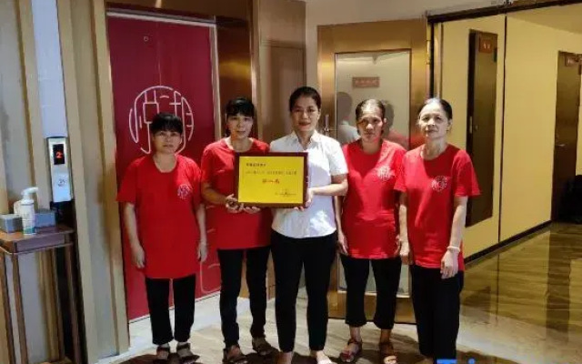 Yunan Yuehu Garden Hotel