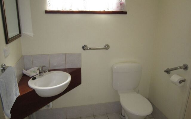 Marri Lodge & Cottages