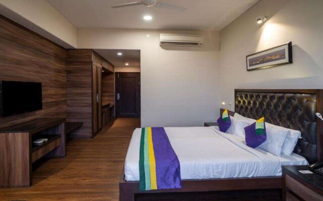 Treebo Premium Baramasi By Jai Club Prime