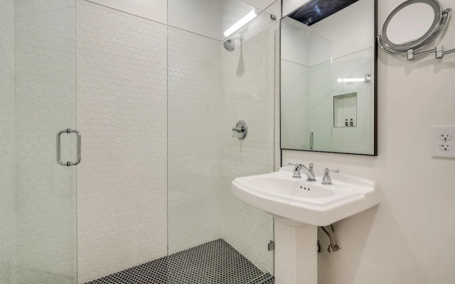 Private Suite in Historic Austin B&b: Sleeps 2!