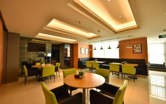 Jinjiang Inn Select Haikou Qilou Old Street Binhai Avenue