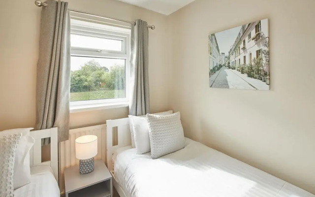 Host Stay Crawford House