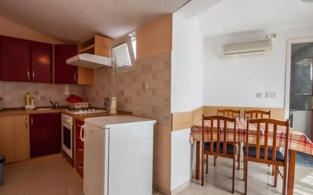 Apartments Mazor