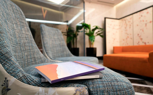 V Hotel Lavender