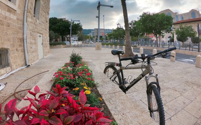 Haifa Hostel