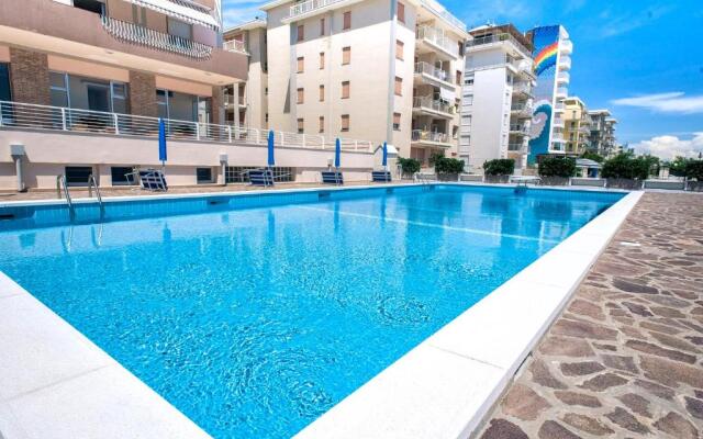 Sea view apartment with swimming pool