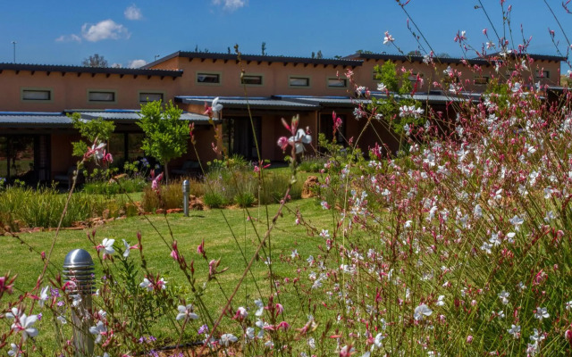 Riverstone Lodge