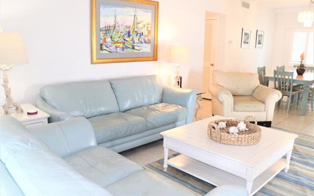 Jamaica Royale T22 - 2 Br Condo