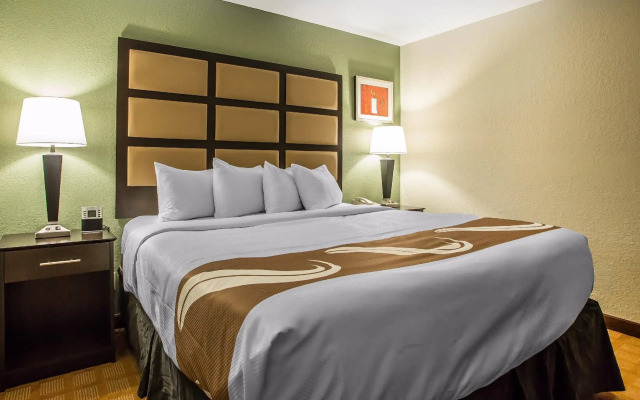 Quality Inn & Suites Marinette