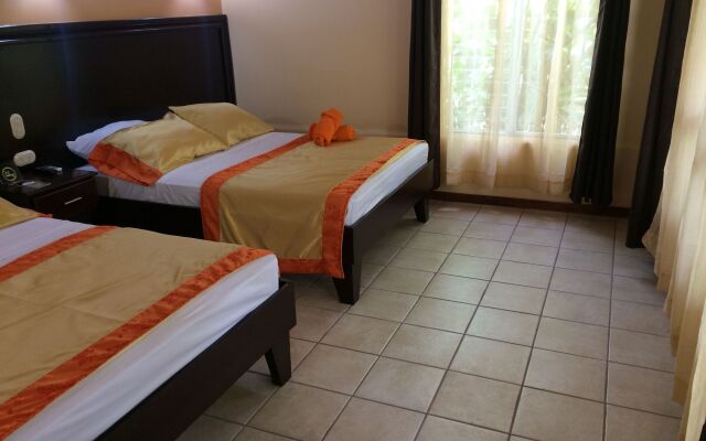 Mussaenda Hotel & Gardens