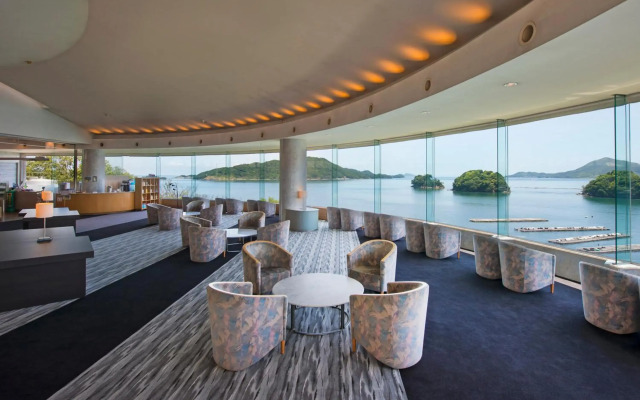 Toba Grand Hotel