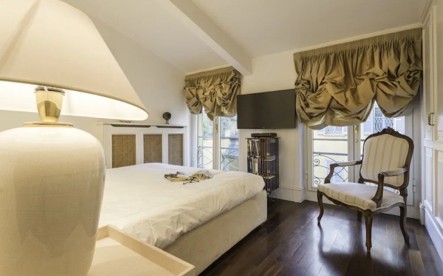 Montenapoleone – RentClass Gloria