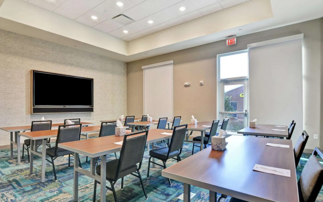 Home2 Suites by Hilton Charlotte Piper Glen