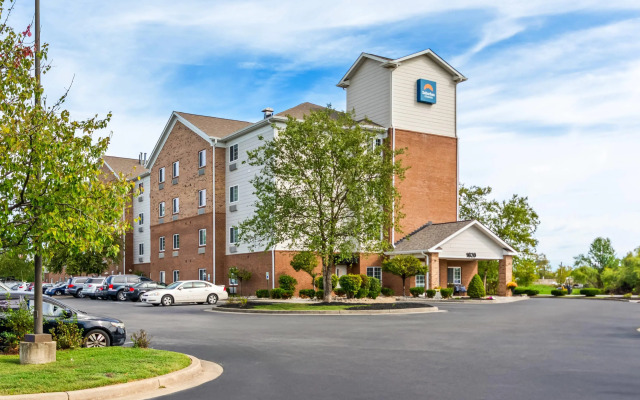 Suburban Studios Clarksville-Louisville North