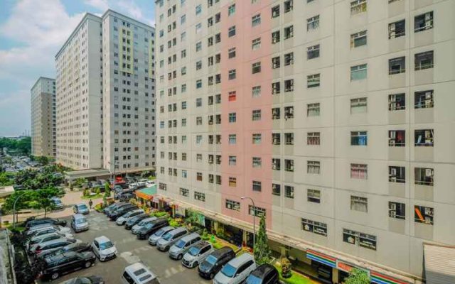 Relax 2BR Low Floor at City Kalibata By Travelio