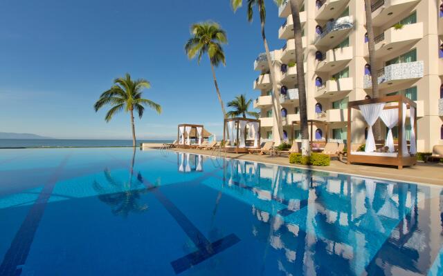 Crown Paradise Golden Puerto Vallarta All Inclusive