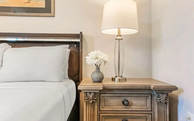 Fully Furnished Condos Near St Charles