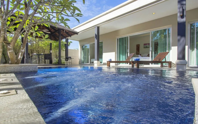 Oazza Villa