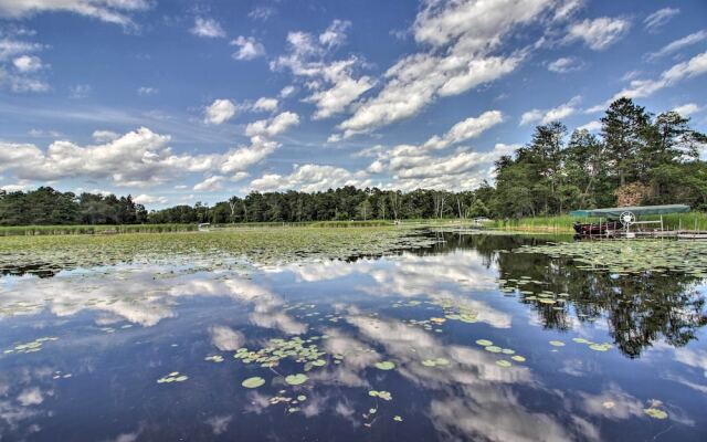 Spacious Cabin on Cross Lake: Treehouse & Sauna!