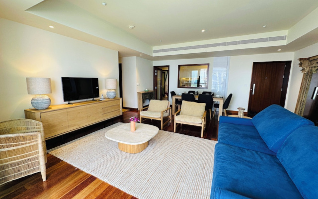 Azure Casa at Cinnamon Life Residence