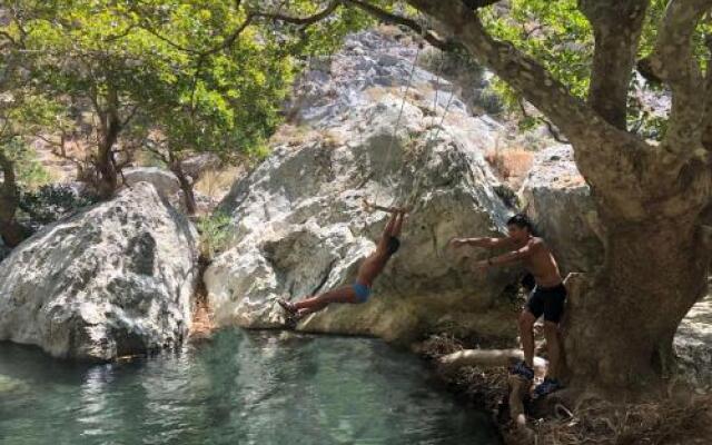 Anemos 4 Seasons Luxury Villas