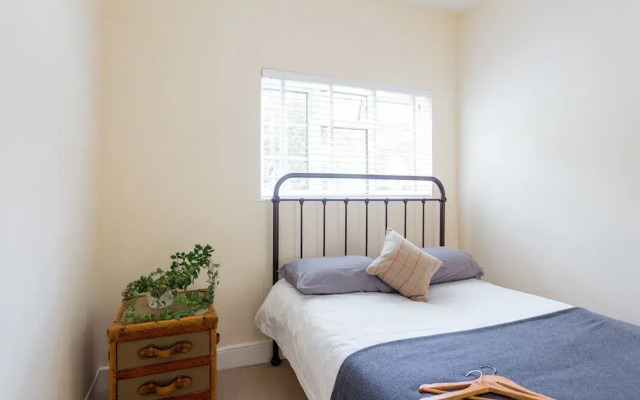 Logan Mews by Lime Street