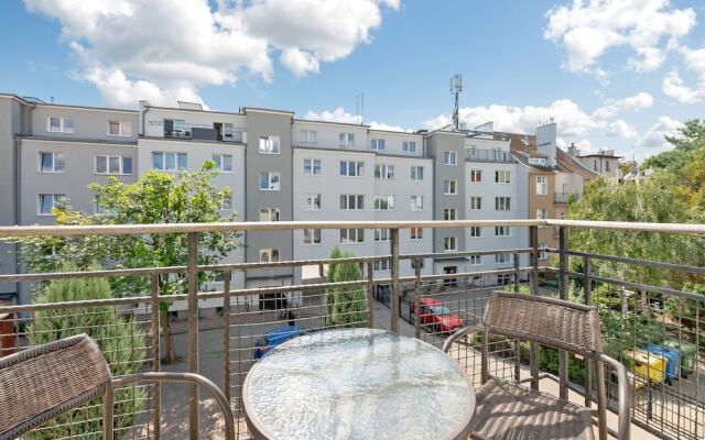 Grand Apartments