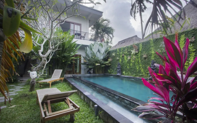 Uma Loka Villa