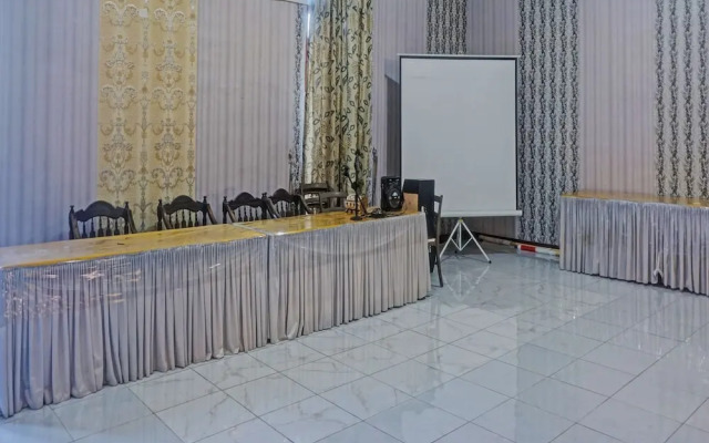 Collection O 91488 Hotel Lingkarsut Jeneponto Near Patung kuda, Jeneponto