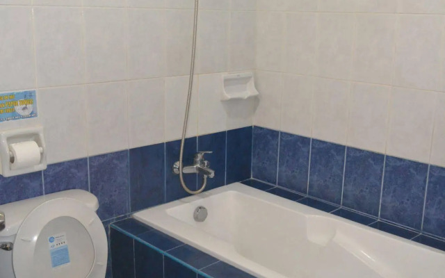 Capital O 740 Bliss Hotel Dau