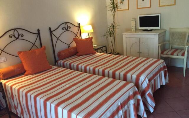 Hotel Etna