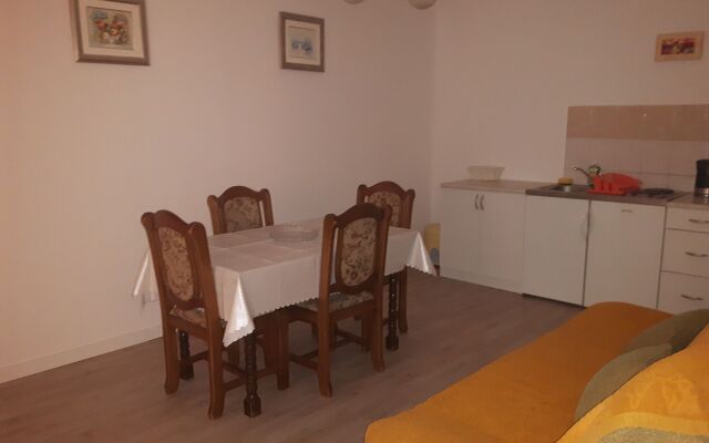 Apartment Stosa - with parking : A2 Nin, Zadar riviera