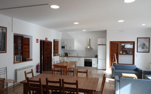 Albergue Fresno de Cantespino - La Tormenta